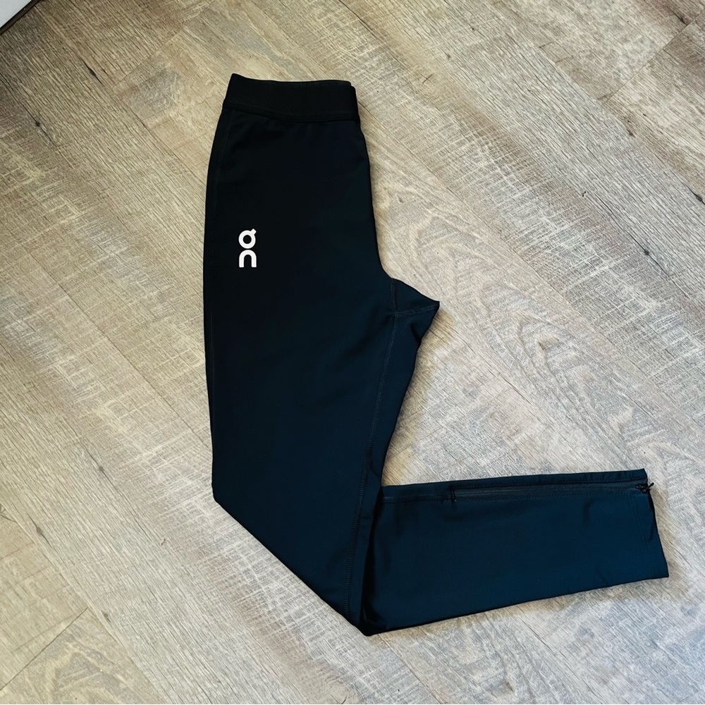 On Cloud Black Training Tights